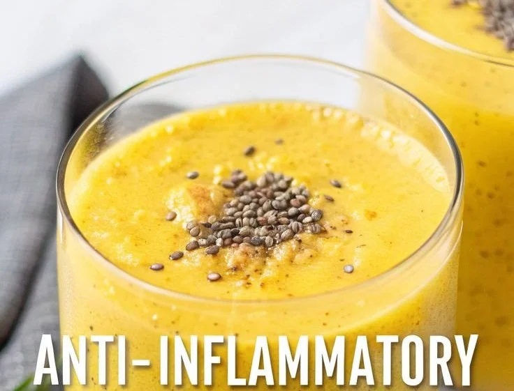 Anti-inflammatory pineapple banana turmeric smoothie for liver detox and wellness.