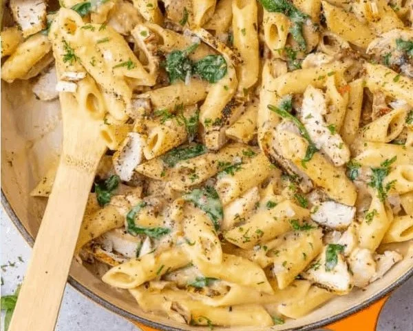 Creamy Chicken Spinach Pasta with fresh spinach and grilled chicken pieces