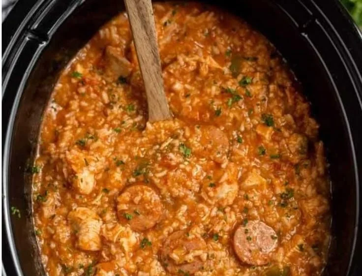 Slow Cooker Chicken Jambalaya with rice, chicken, and spices in a bowl